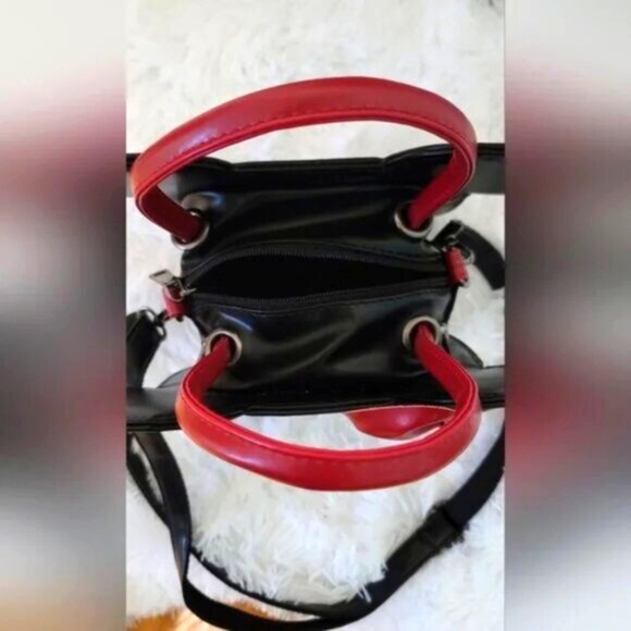 Handbag/Crossbody - Picture 4 of 9